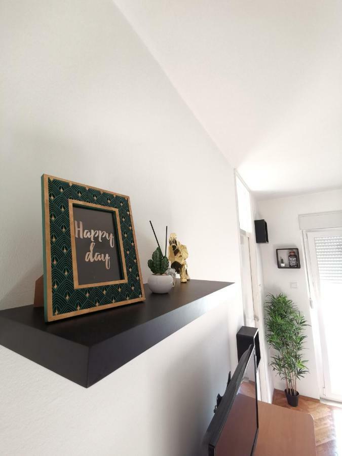 Studio Sandra Apartment